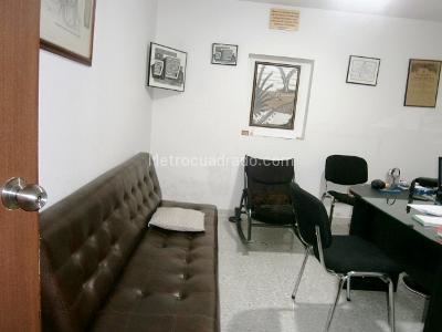 Casa de 5 alcobas en venta en Marsella, Bogotá, 460 m² · foto 5 de 20