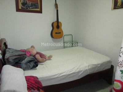 Casa de 5 alcobas en venta en Pio Xii, Bogotá, 218 m² · foto 12 de 20