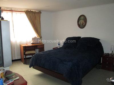 Casa de 5 alcobas en venta en Pio Xii, Bogotá, 218 m² · foto 13 de 20