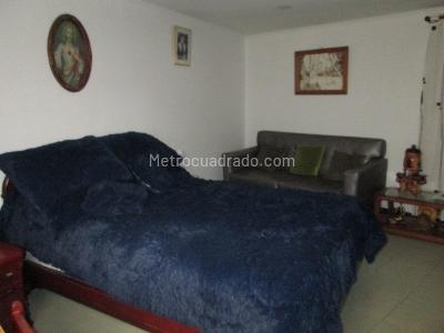Casa de 5 alcobas en venta en Pio Xii, Bogotá, 218 m² · foto 19 de 20