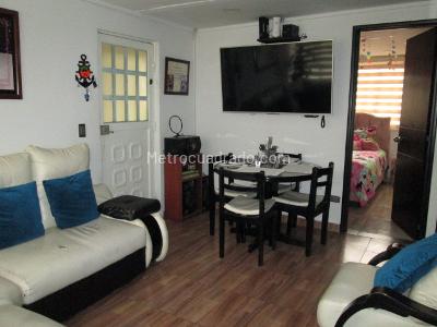 Casa de 5 alcobas en venta en Pio Xii, Bogotá, 218 m² · foto 3 de 20