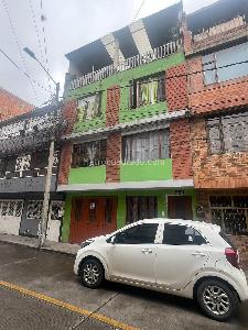 Casa de 5 alcobas en venta en Ciudad De Cali, Bogotá, 72 m² · foto 3 de 4