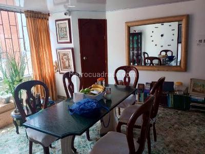 Casa de 5 alcobas en venta en La Trinidad, Bogotá, 256 m² · foto 20 de 20