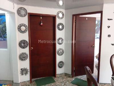 Casa de 5 alcobas en venta en La Trinidad, Bogotá, 256 m² · foto 9 de 20