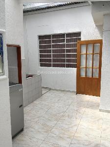 Casa de 5 alcobas en venta en Restrepo Occidental, Bogotá, 263 m² · foto 12 de 16