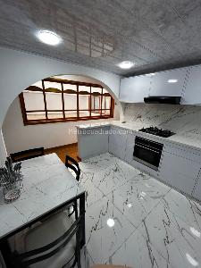 Casa de 5 alcobas en venta en Restrepo Occidental, Bogotá, 263 m² · foto 6 de 16
