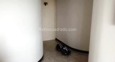 Apartamento en venta en Quinta Paredes, Bogotá · foto 12 de 20