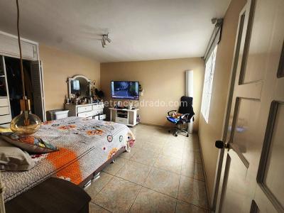 Casa de 3 alcobas en venta en La Soledad, Bogotá, 360 m² · foto 6 de 20