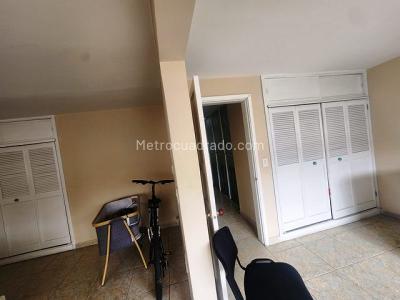 Casa de 3 alcobas en venta en La Soledad, Bogotá, 360 m² · foto 13 de 20