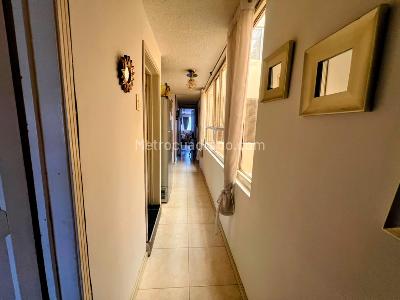 Casa de 5 alcobas en venta en La Camelia, Bogotá, 380 m² · foto 8 de 20