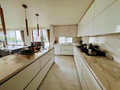 Apartamento de 4 alcobas en venta en Salitre Noroccidental, Bogotá, 177 m² · foto 9 de 19