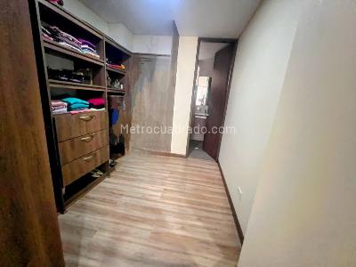 Apartamento en venta en Quinta Paredes, Bogotá · foto 13 de 16