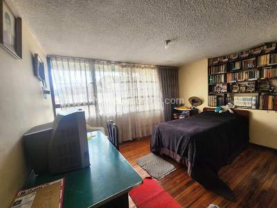 Casa de 5 alcobas en venta en Marsella, Bogotá, 350 m² · foto 17 de 20