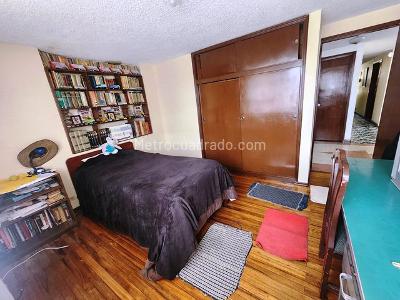 Casa de 5 alcobas en venta en Marsella, Bogotá, 350 m² · foto 18 de 20