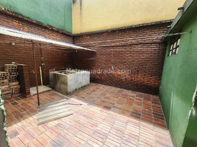 Casa de 5 alcobas en venta en Marsella, Bogotá, 350 m² · foto 8 de 20