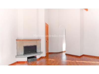 Casa de 5 alcobas en venta en Alto De Las Palmas, Envigado, 1245 m² · foto 3 de 20