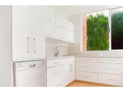 Casa de 5 alcobas en venta en Alto De Las Palmas, Envigado, 1245 m² · foto 5 de 20