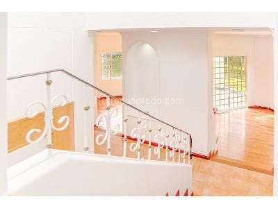 Casa de 5 alcobas en venta en Alto De Las Palmas, Envigado, 1245 m² · foto 6 de 20