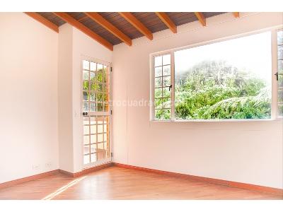 Casa de 5 alcobas en venta en Alto De Las Palmas, Envigado, 1245 m² · foto 12 de 20