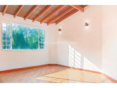 Casa de 5 alcobas en venta en Alto De Las Palmas, Envigado, 1245 m² · foto 15 de 20