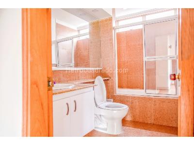 Casa de 5 alcobas en venta en Alto De Las Palmas, Envigado, 1245 m² · foto 16 de 20