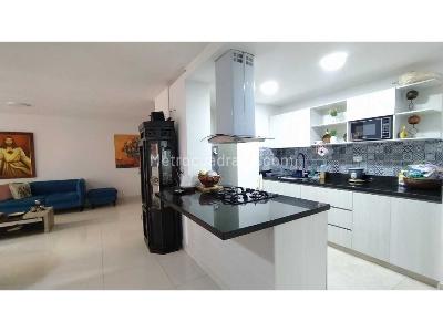 Apartamento en venta en Boston, Medellín · foto 4 de 20