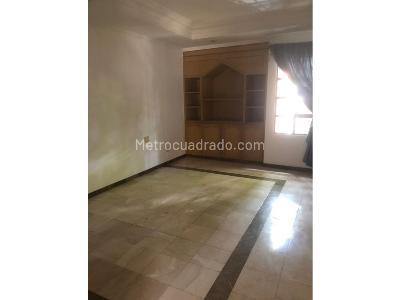 Casa de 3 alcobas en venta en Tequendama, Cali, 330 m² · foto 5 de 16