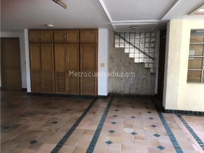 Casa de 3 alcobas en venta en Tequendama, Cali, 330 m² · foto 7 de 16