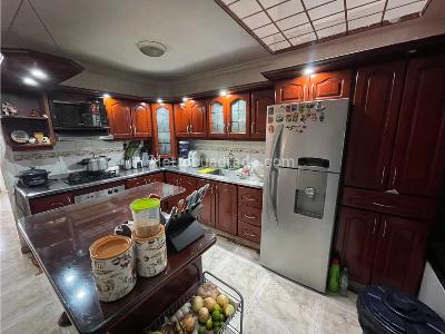 Casa de 5 alcobas en venta en Ciudad 2000, Cali, 270 m² · foto 3 de 19