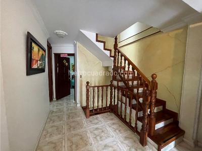 Casa de 5 alcobas en venta en Ciudad 2000, Cali, 270 m² · foto 11 de 19