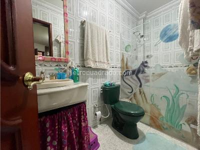 Casa de 5 alcobas en venta en Ciudad 2000, Cali, 270 m² · foto 14 de 19