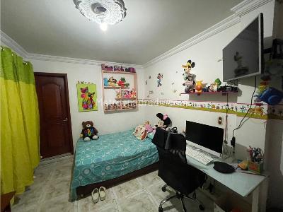 Casa de 5 alcobas en venta en Ciudad 2000, Cali, 270 m² · foto 18 de 19