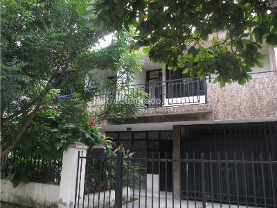 Casa de 5 alcobas en venta en Prados Del Norte, Cali, 320 m² · foto 2 de 12