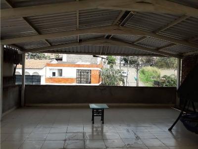 Casa de 5 alcobas en venta en El Bosque, Cali, 350 m² · foto 4 de 10
