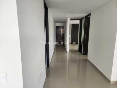 Apartamento de 3 alcobas en venta en Parque, Sabaneta, 119 m² · foto 2 de 17