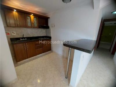 Apartamento en venta en Prado Centro, Medellín · foto 4 de 13