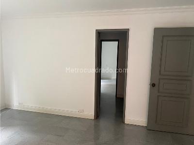 Apartamento de 3 alcobas en venta en Santa Teresita, Cali, 300 m² · foto 10 de 20