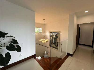 Casa de 4 alcobas en venta en Ciudad Jardin, Cali, 786 m² · foto 6 de 20