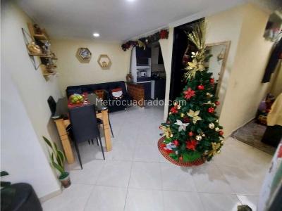 Casa de 5 alcobas en venta en Oriente, Medellín, 492 m² · foto 4 de 18