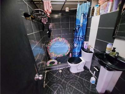 Casa de 5 alcobas en venta en Oriente, Medellín, 492 m² · foto 7 de 18