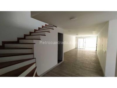 Casa de 5 alcobas en venta en La Doctora, Sabaneta, 300 m² · foto 6 de 20