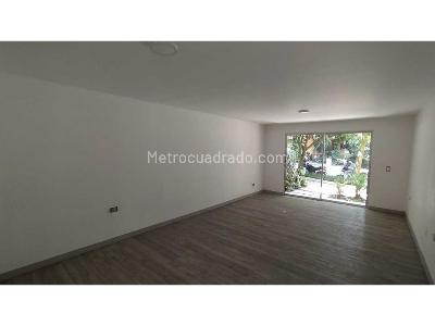Casa de 5 alcobas en venta en La Doctora, Sabaneta, 300 m² · foto 10 de 20