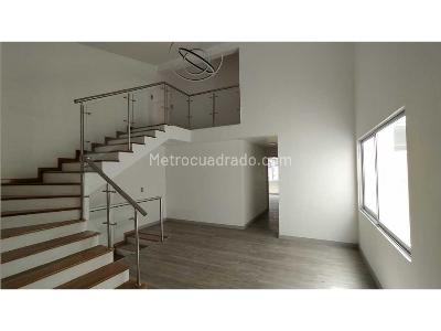 Casa de 5 alcobas en venta en La Doctora, Sabaneta, 300 m² · foto 13 de 20