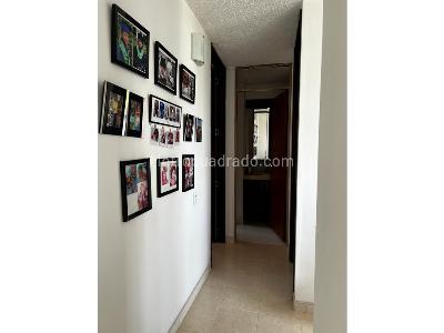 Apartamento de 2 alcobas en venta en Calicanto, Cali, 52 m² · foto 4 de 8
