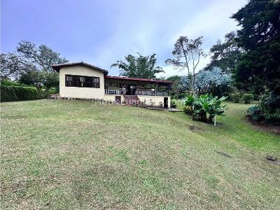 Casa de 5 alcobas en venta en Llano Grande, Rionegro · foto 13 de 20