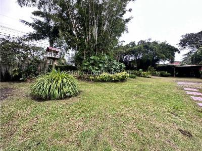 Casa de 5 alcobas en venta en Llano Grande, Rionegro · foto 19 de 20
