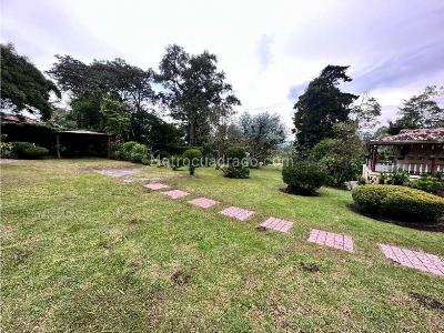 Casa de 5 alcobas en venta en Llano Grande, Rionegro · foto 20 de 20