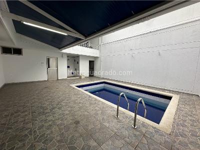 Casa de 5 alcobas en venta en El Ingenio, Cali, 360 m² · foto 2 de 20