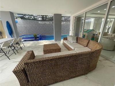 Casa de 4 alcobas en venta en Ciudad Jardin, Cali, 450 m² · foto 2 de 20