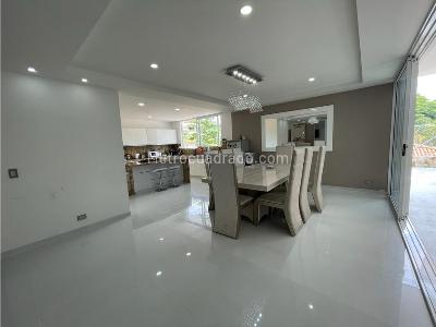Casa de 4 alcobas en venta en Ciudad Jardin, Cali, 450 m² · foto 4 de 20